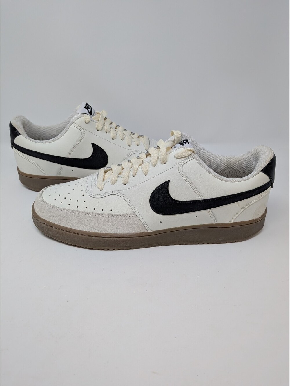 Nike Court Vision Low Men's Size 11.5 FQ8075-133 White Black Gum Leather